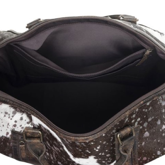 Stunning Acid Silver Cowhide Genuine Leather Womens Duffle Duffel XL Travel Bag - Picture 12 of 16